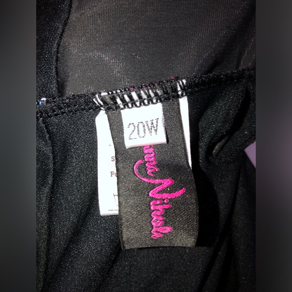 Hanna Nikole Women Plus Size One Piece Swimsuit Bathing Suit Tummy Control - Picture 10 of 11